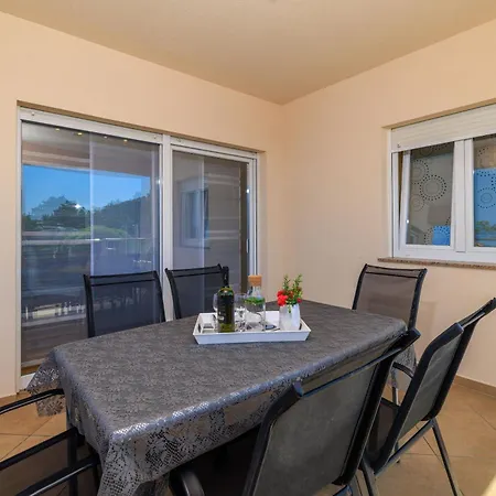 Ereiz Apartment Crikvenica